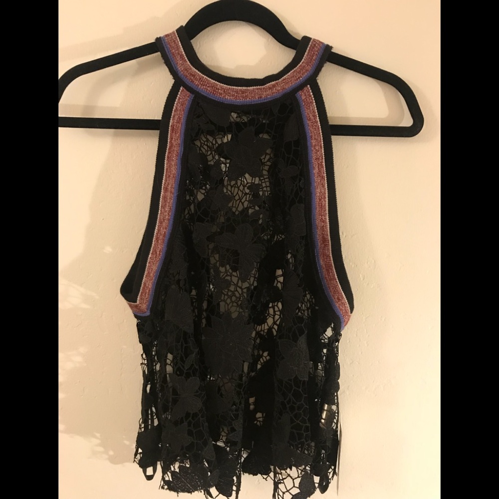 Detailed lace tank